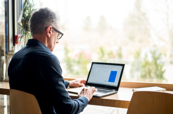 Posicionamento executivo no LinkedIn: do zero à referência no setor